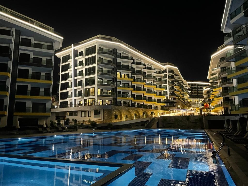 A grandiose residential complex with an area of 25.000 m2, on the first line with a private beach - Umbrella Group - Photo 6