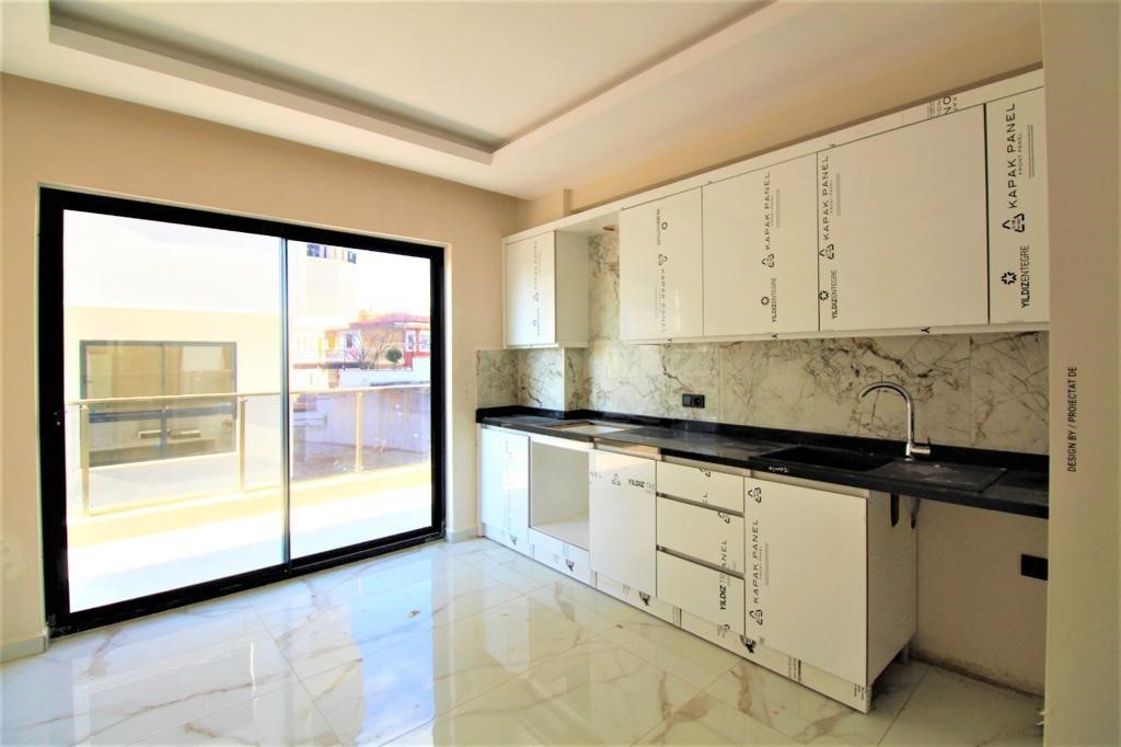 U1102 - Photo 14