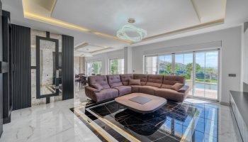 Zoom in