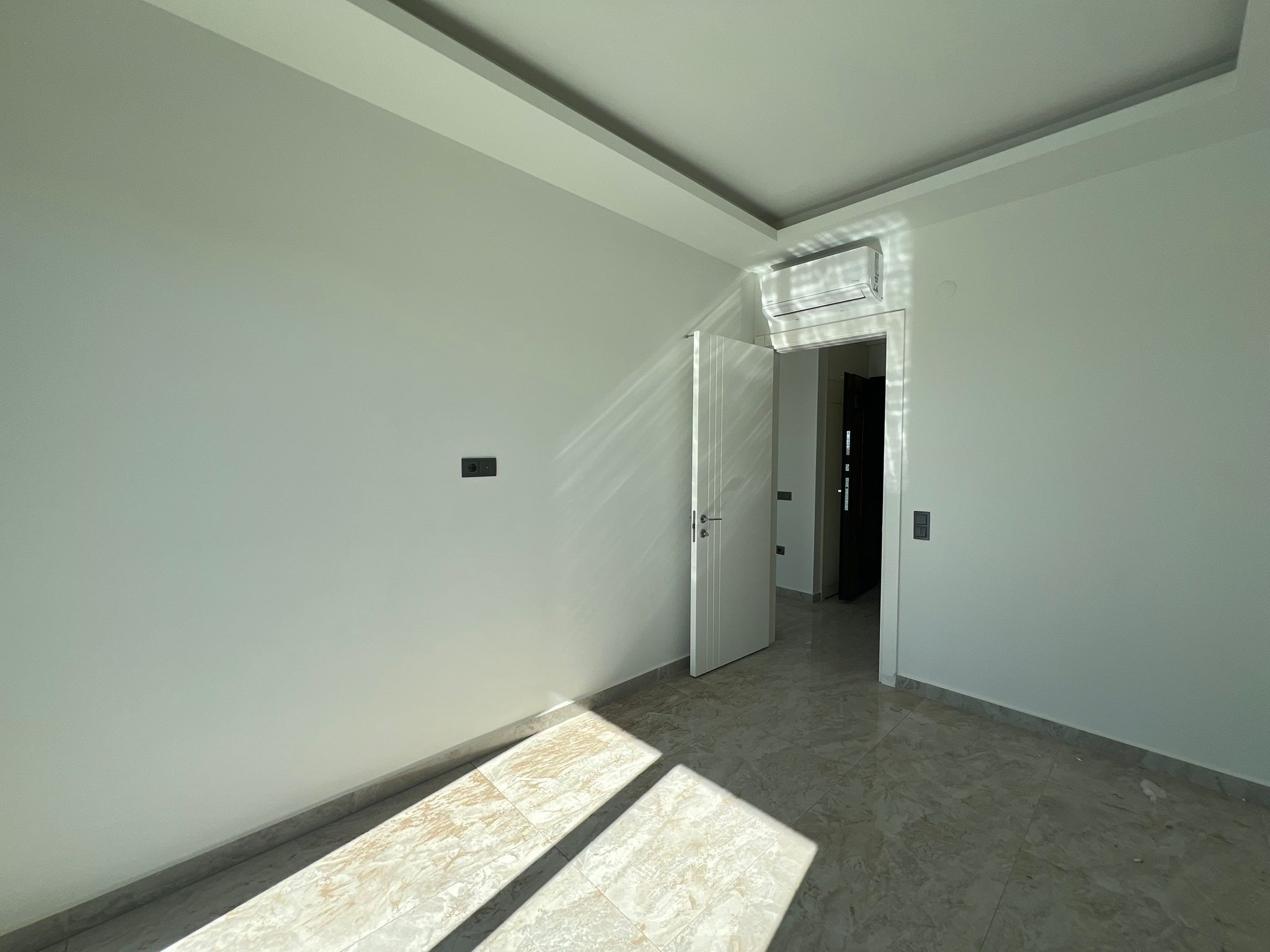 U3180 - Photo 21