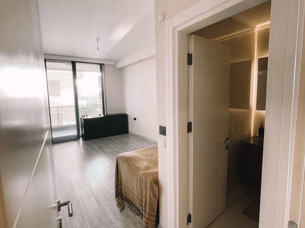U3325 - Photo 17