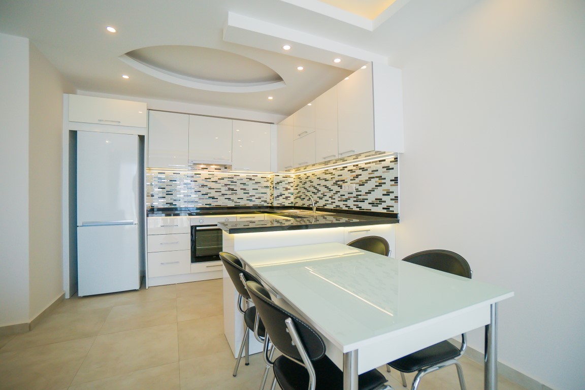 U3380 - Photo 23