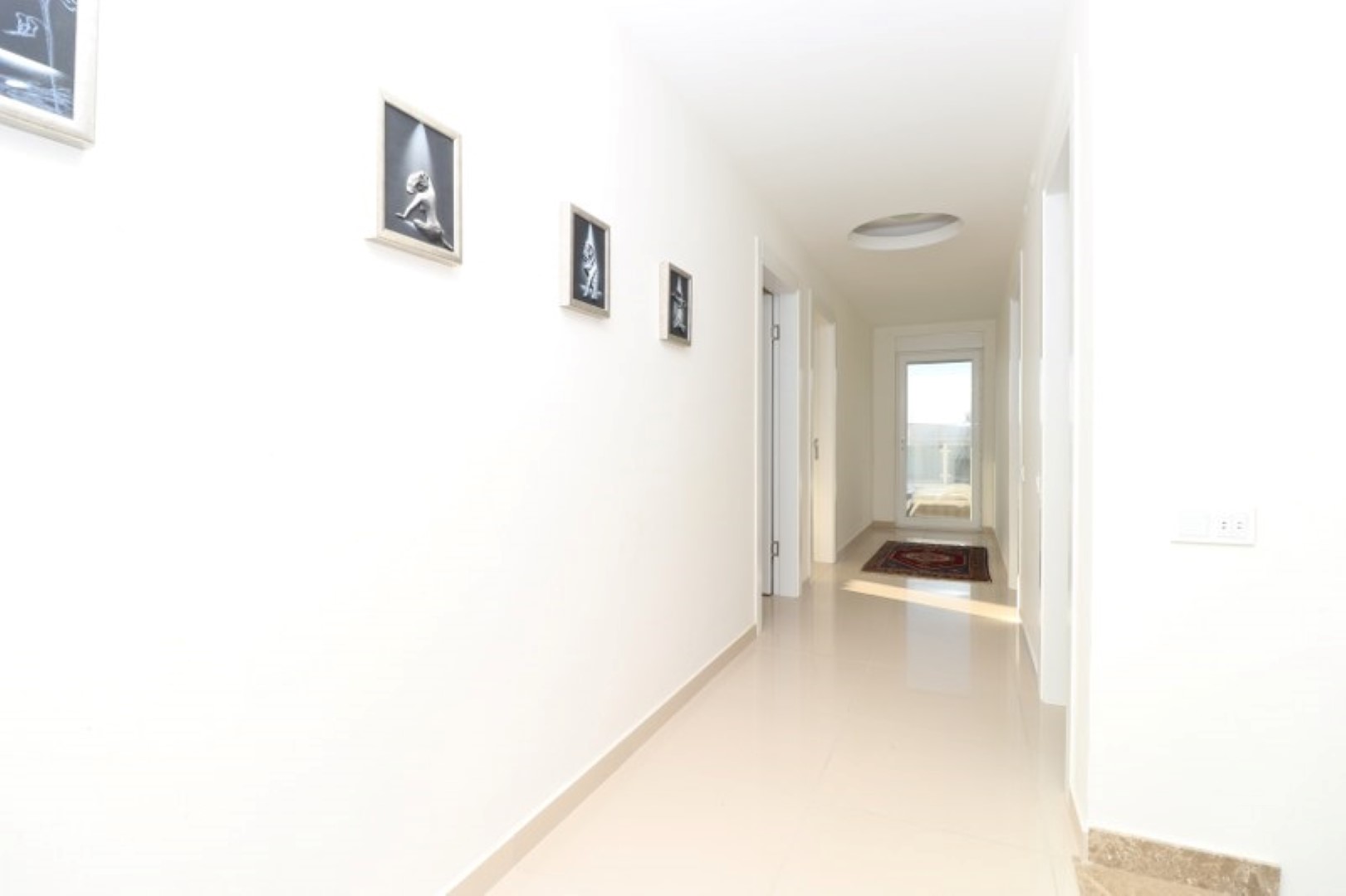 U3691 - Photo 28