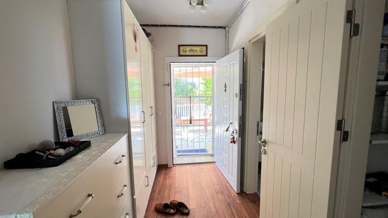 U3861 - Photo 16