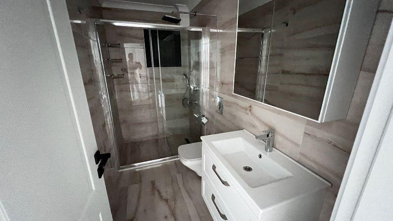 U3649 - Photo 21