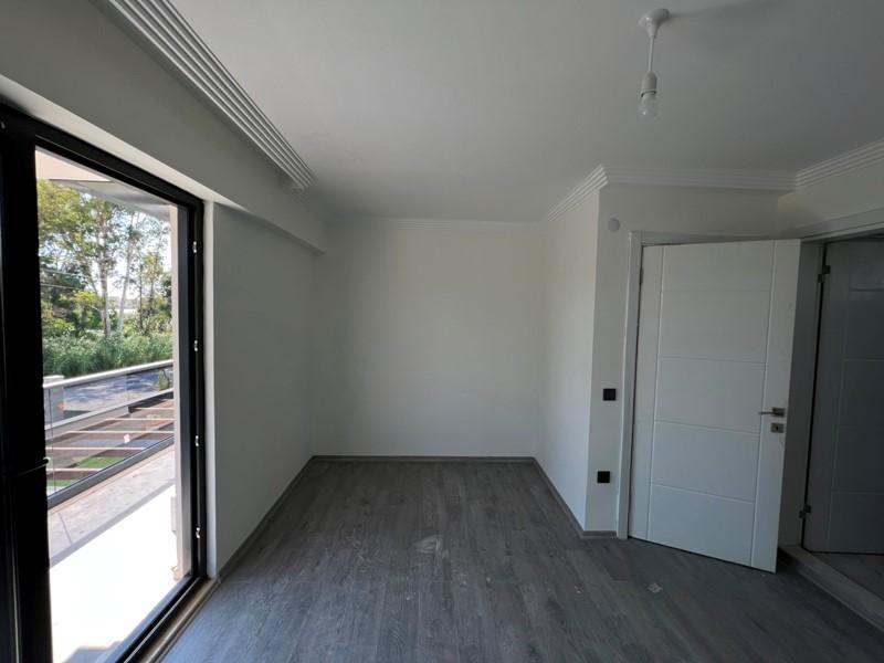 U3662 - Photo 11
