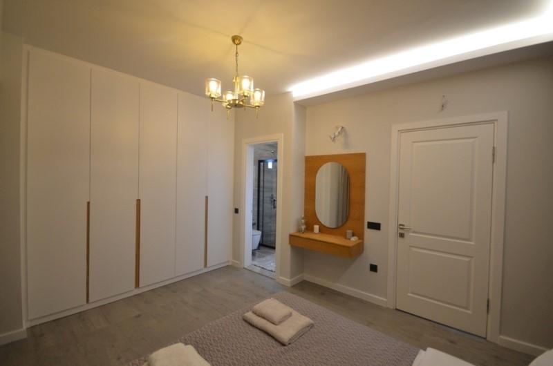 U3860 - Photo 14
