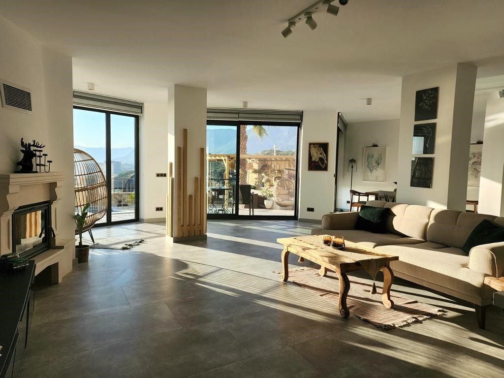 Stylish villa with a private pool and views in Kargicak - Umbrella Group - Photo 6