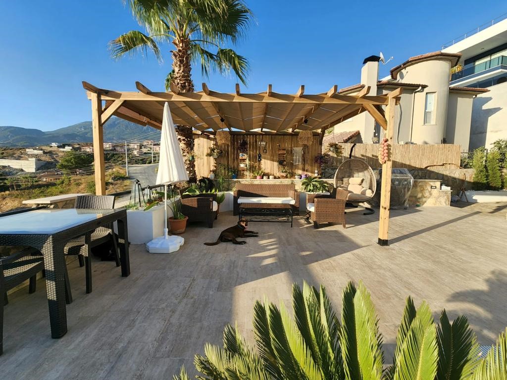 Stylish villa with a private pool and views in Kargicak - Umbrella Group - Photo 2