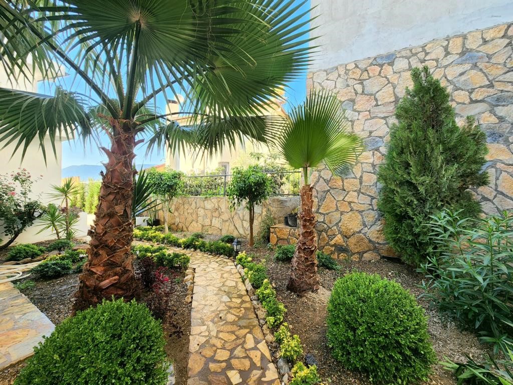Stylish villa with a private pool and views in Kargicak - Umbrella Group - Photo 3