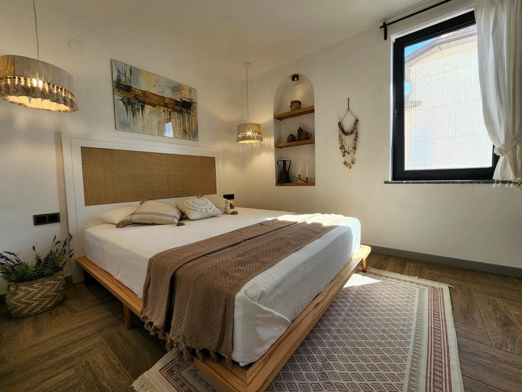 Stylish villa with a private pool and views in Kargicak - Umbrella Group - Photo 10