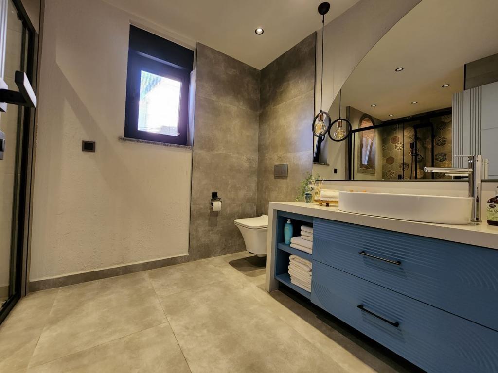 Stylish villa with a private pool and views in Kargicak - Umbrella Group - Photo 22