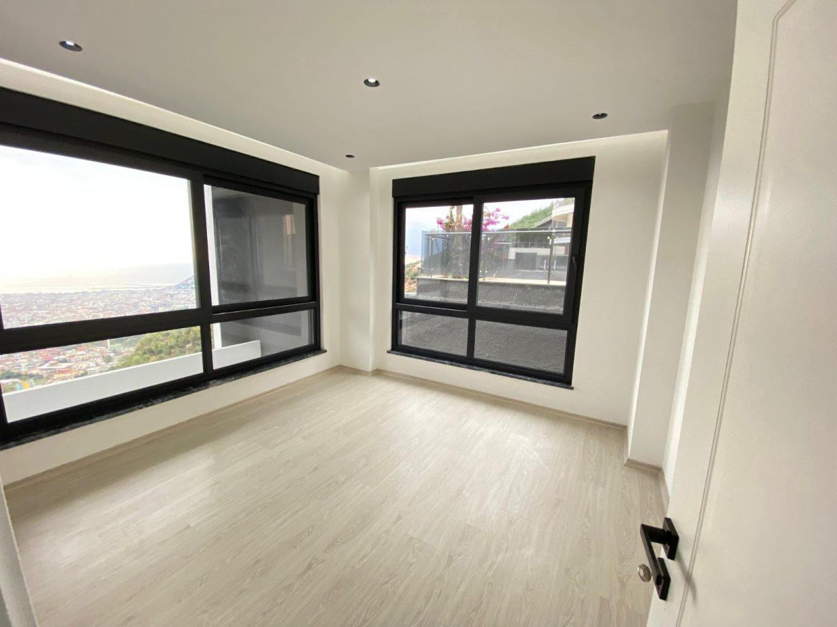 U3690 - Photo 14
