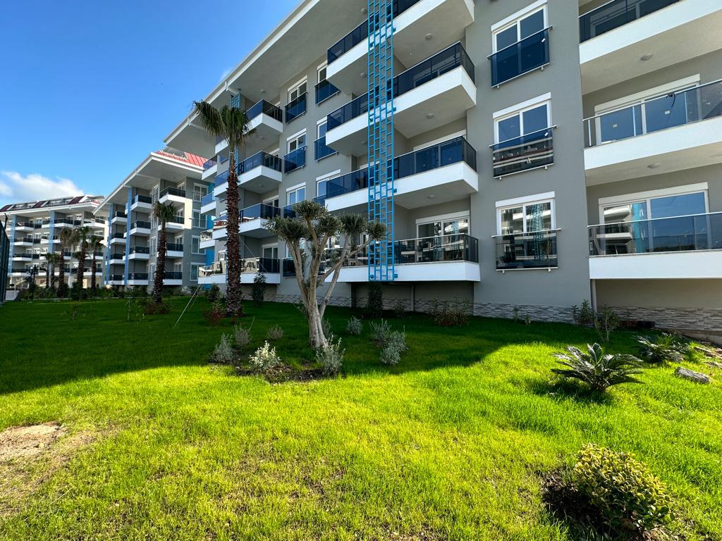 U4152 - Photo 2