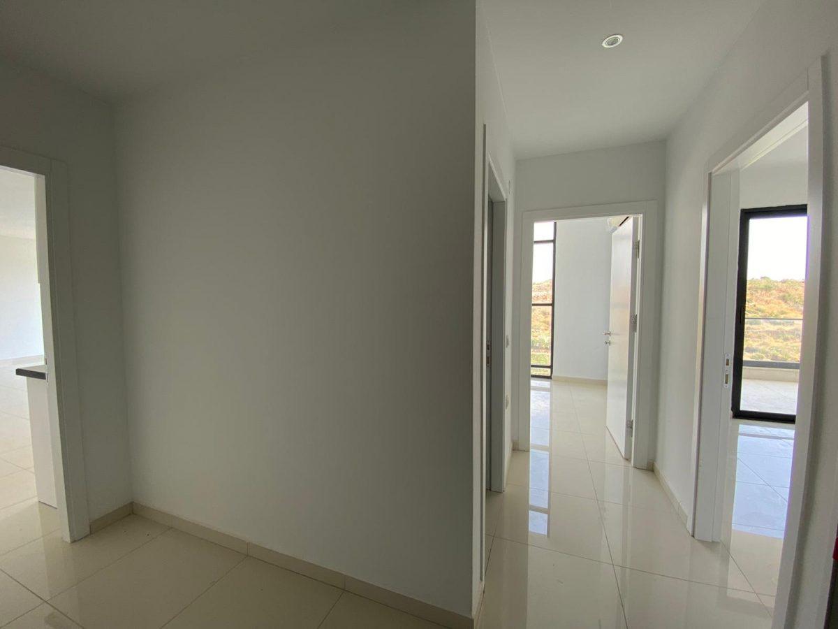 U4089 - Photo 22