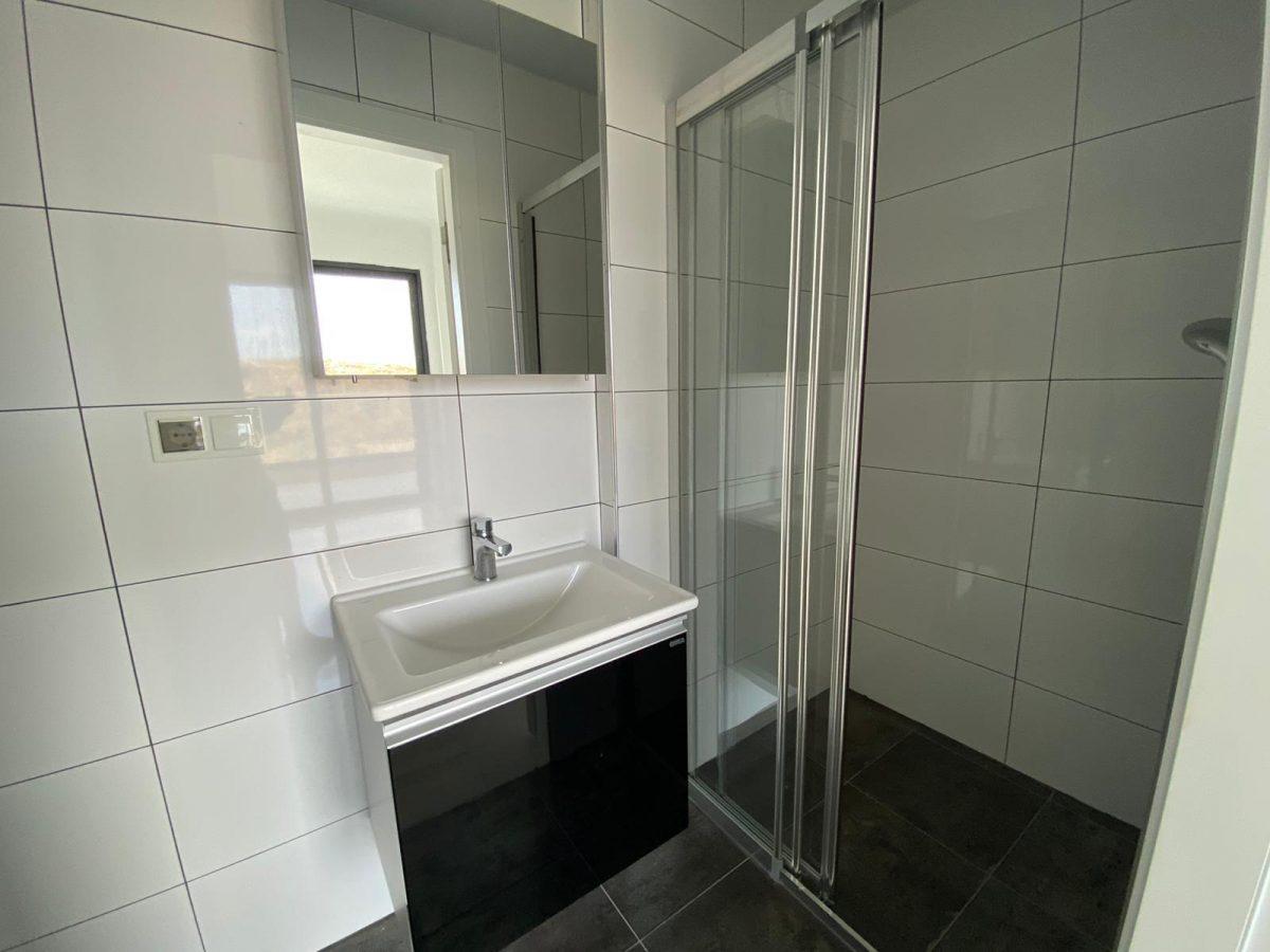 U4089 - Photo 30