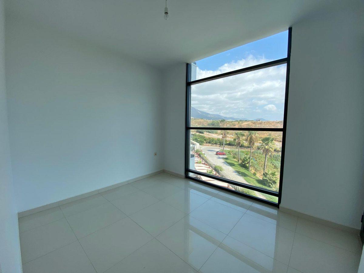 U4089 - Photo 29