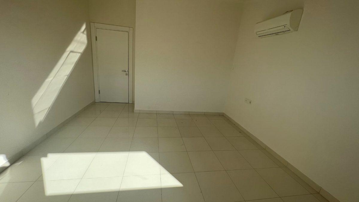 U4189 - Photo 25