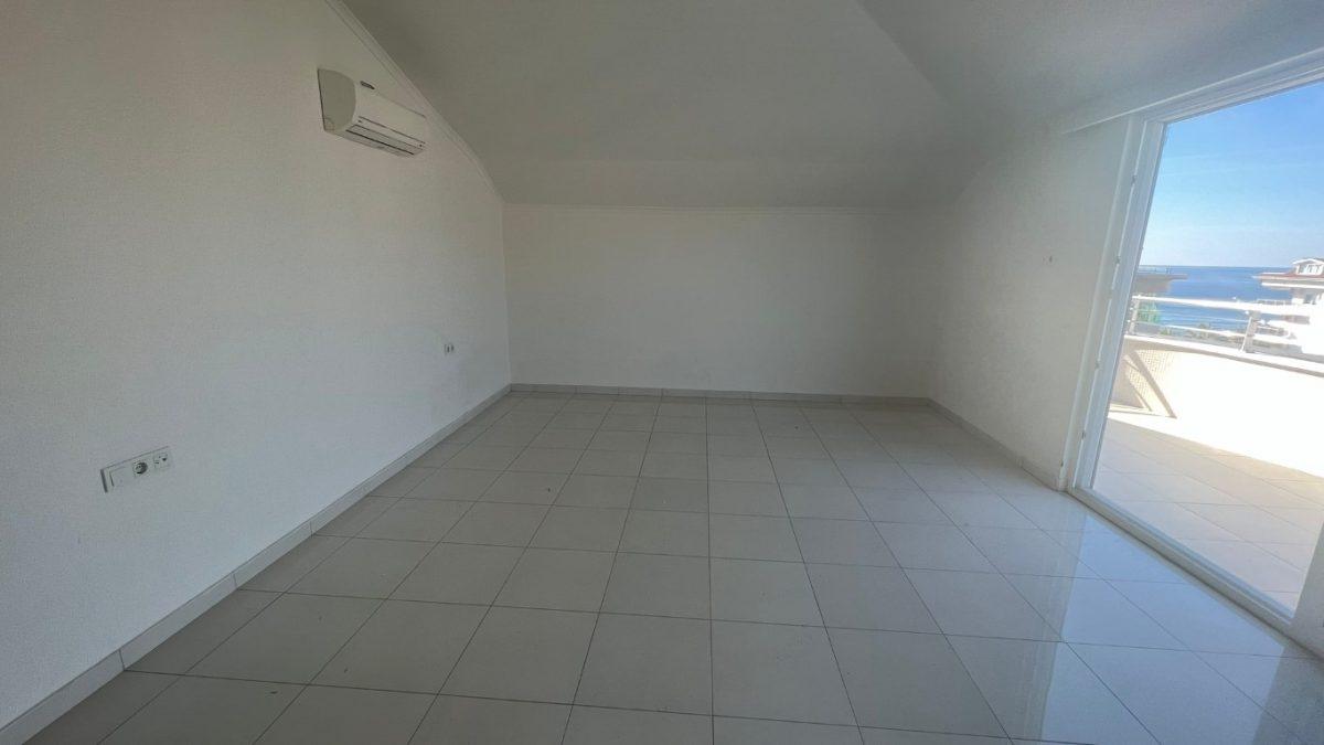 U4189 - Photo 27