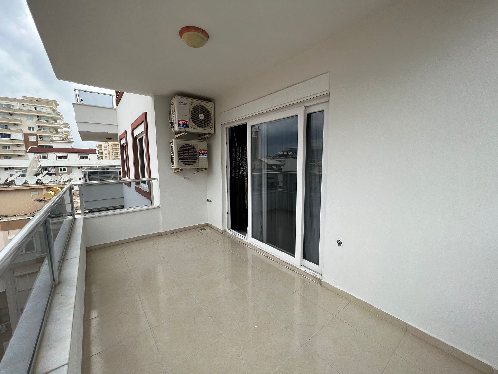 U4299 - Photo 14