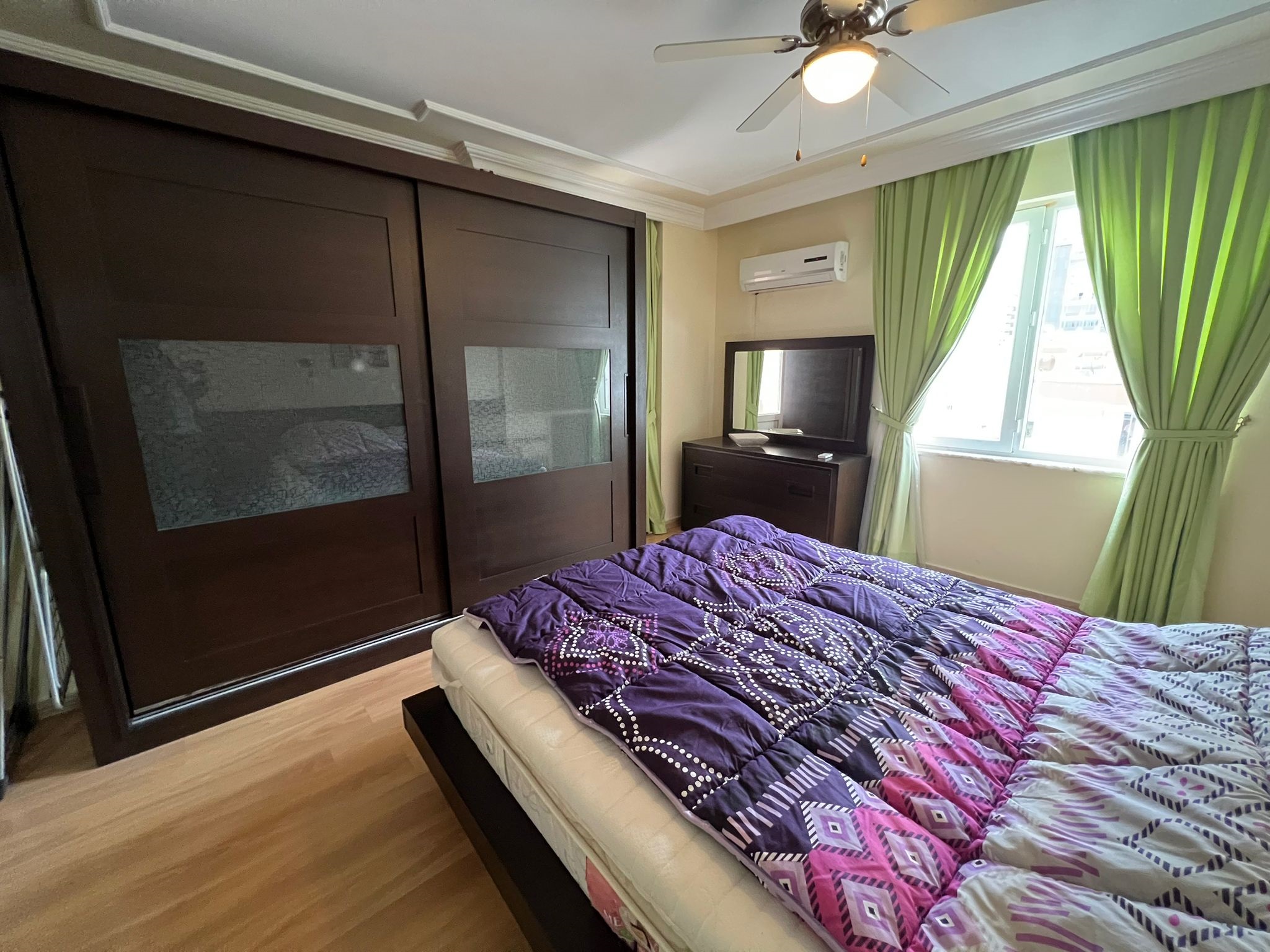 U4302 - Photo 19