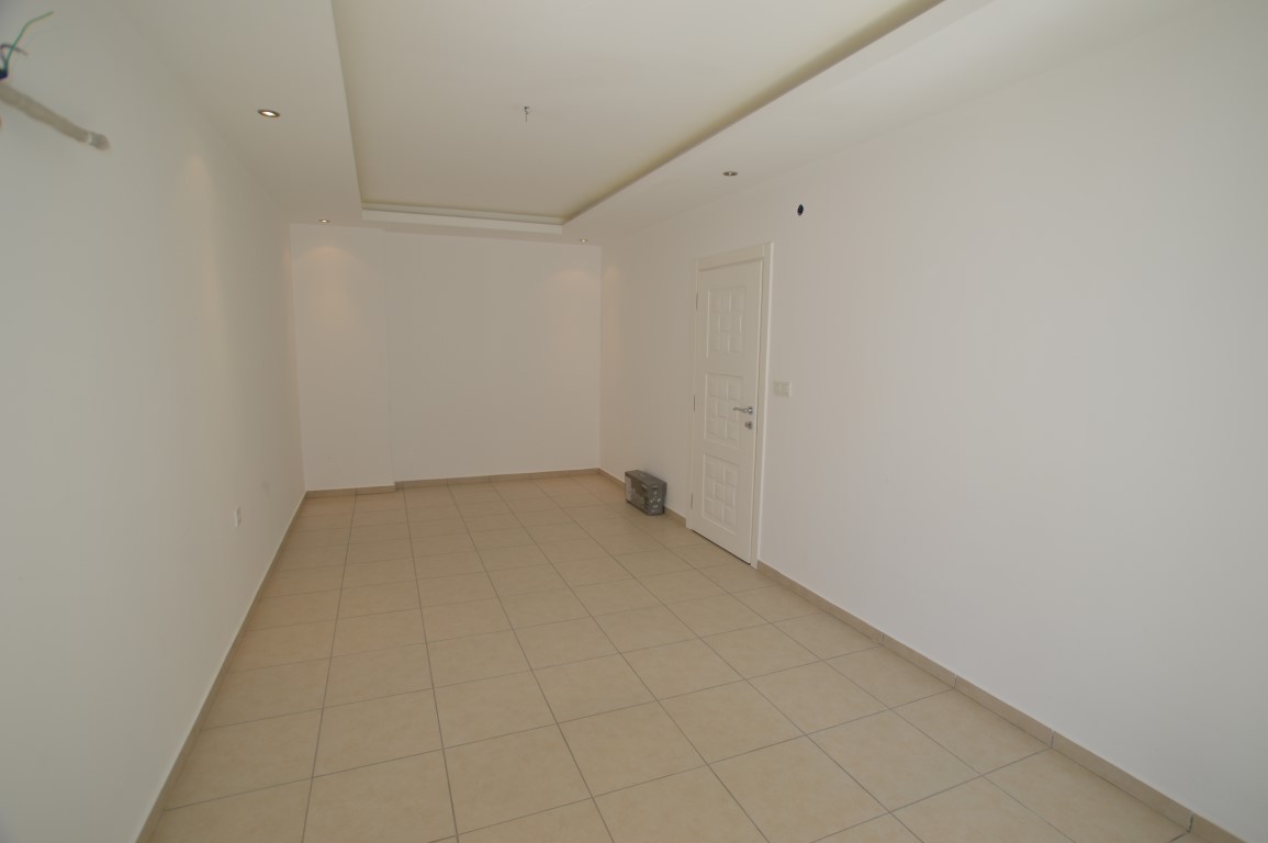 U4294 - Photo 16