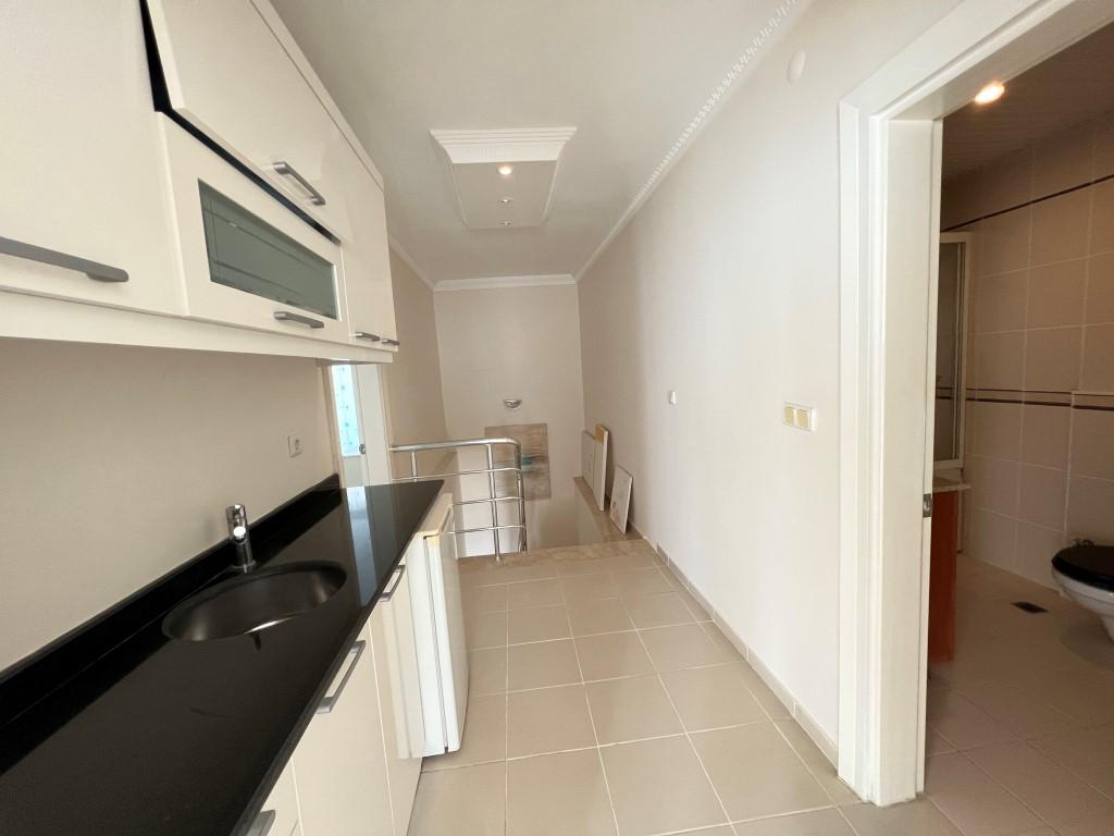 U4263 - Photo 14