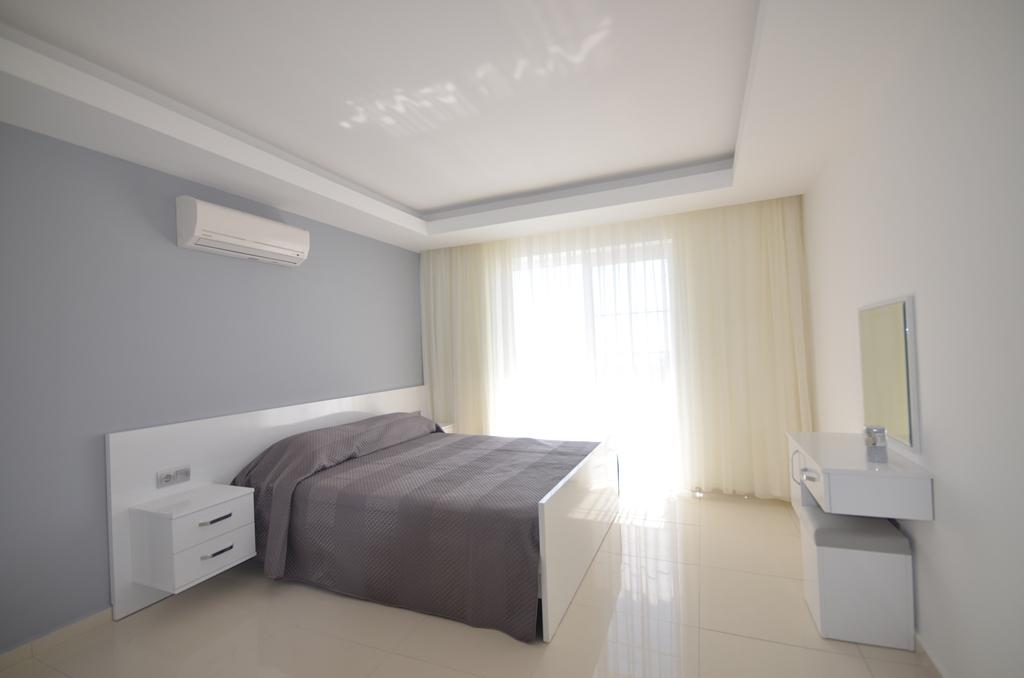 Spacious 5+1 Italian style villa in Fethiye - Umbrella Group - Photo 14