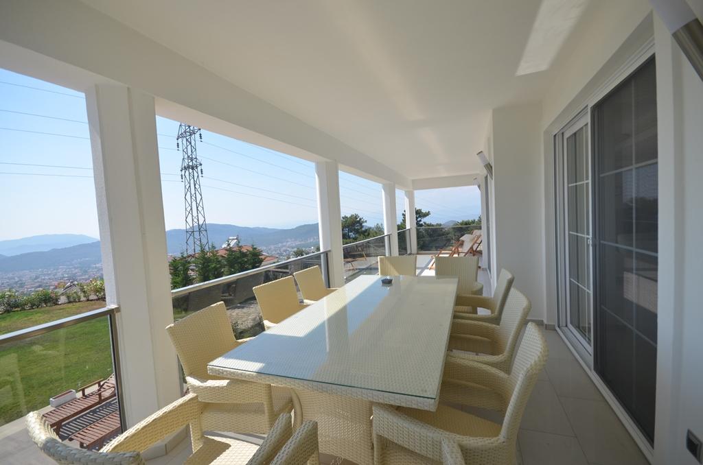Spacious 5+1 Italian style villa in Fethiye - Umbrella Group - Photo 25