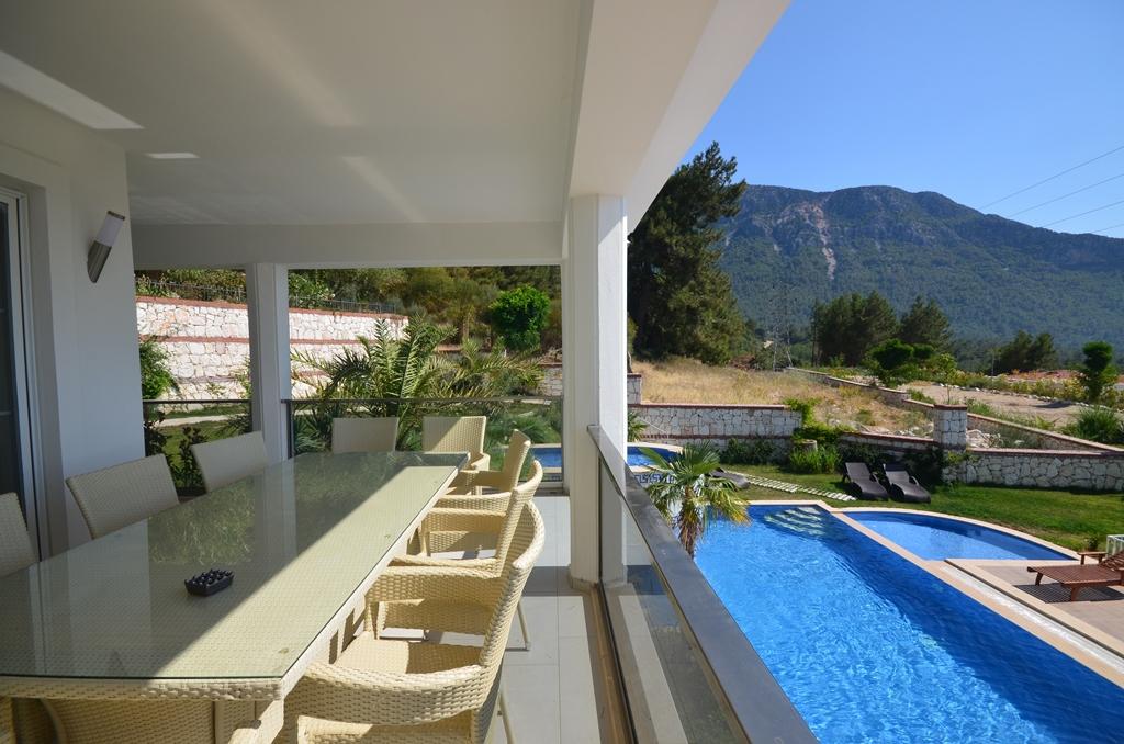 Spacious 5+1 Italian style villa in Fethiye - Umbrella Group - Photo 26
