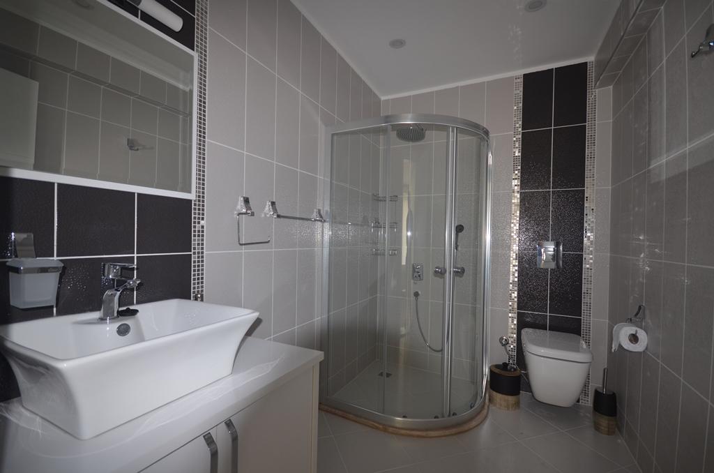 Spacious 5+1 Italian style villa in Fethiye - Umbrella Group - Photo 27
