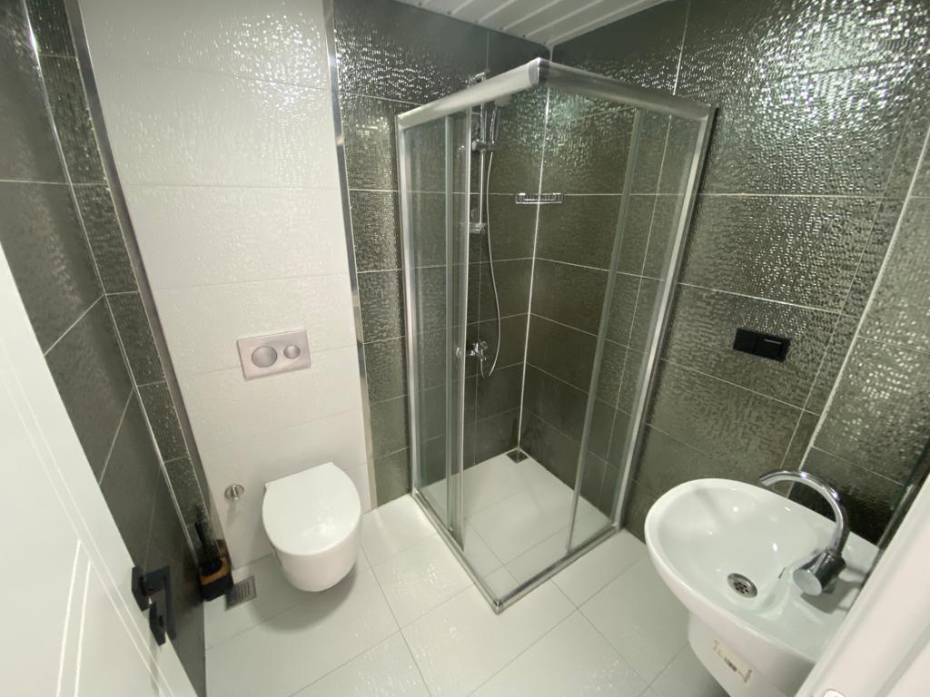 U4182 - Photo 24