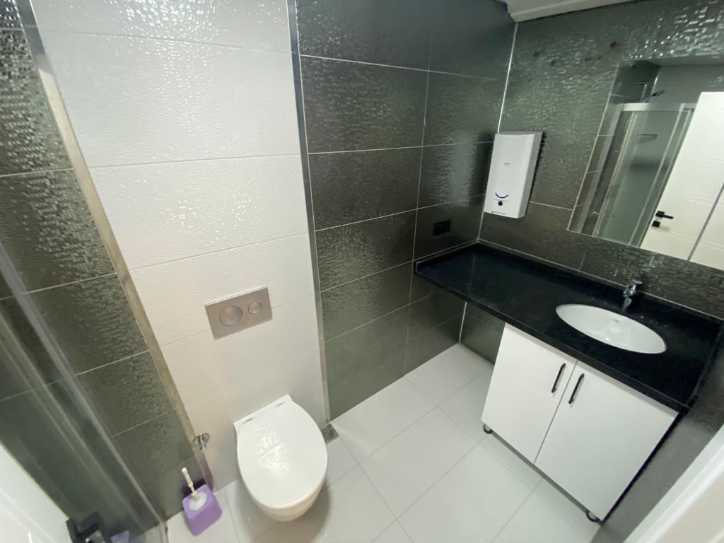 U4182 - Photo 25