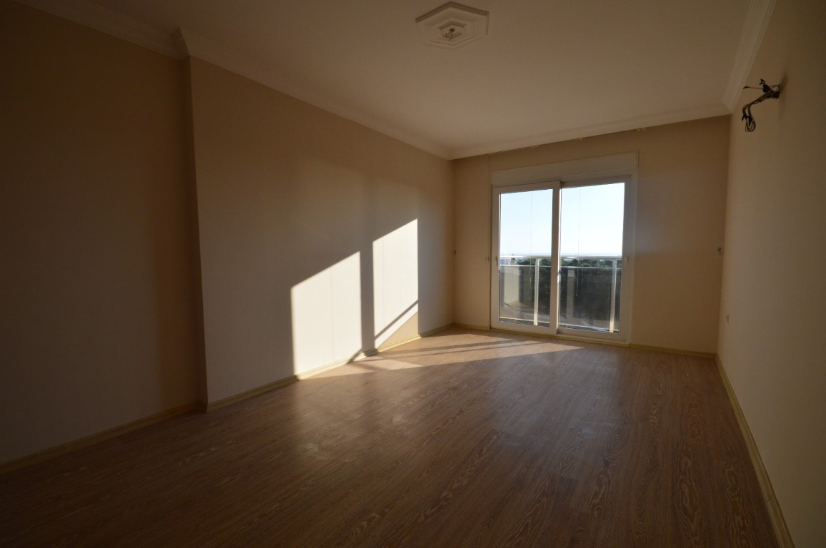 U4351 - Photo 15