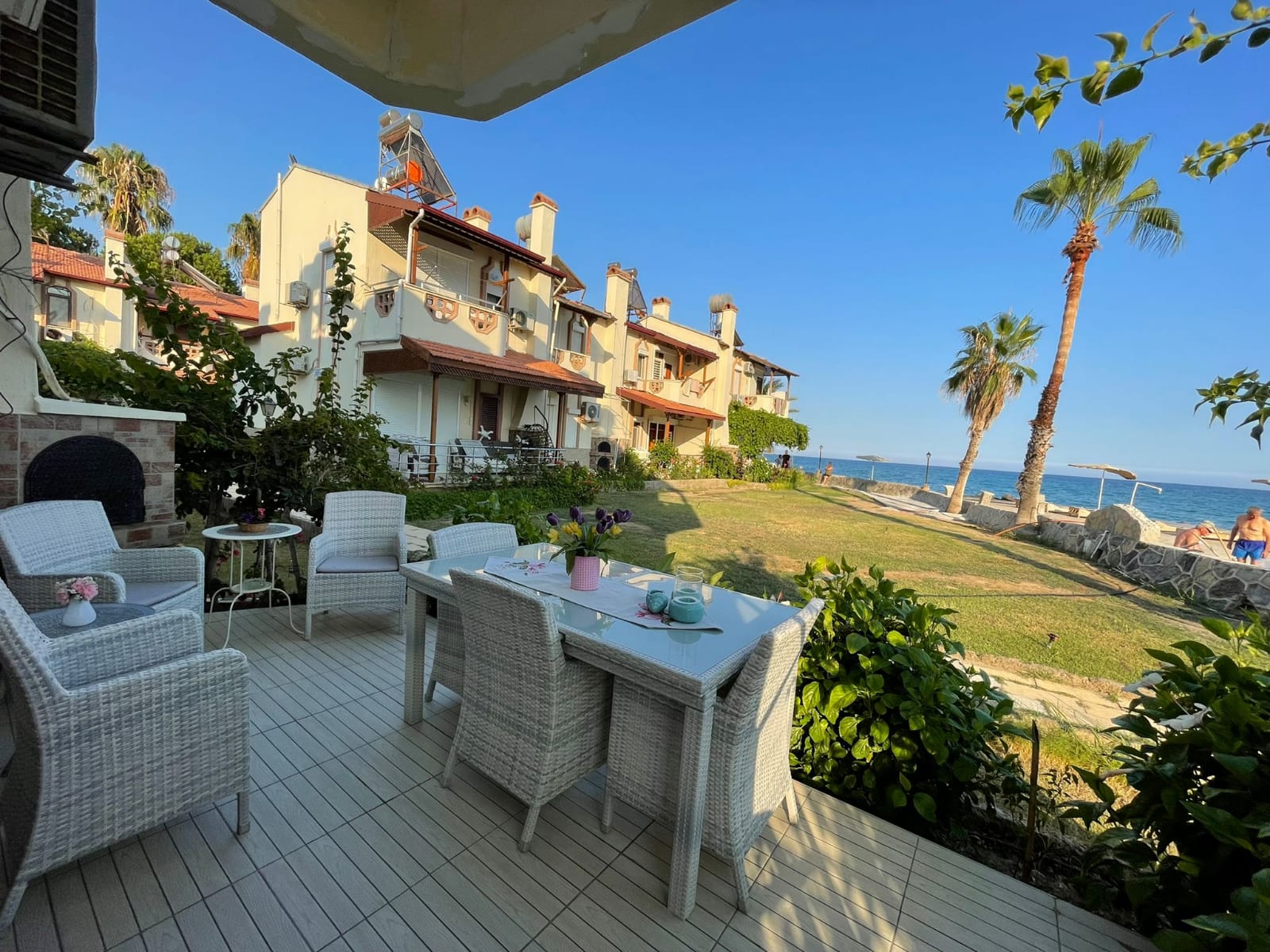 Villa 3+1 by the sea in Mersin - Umbrella Group - Photo 4