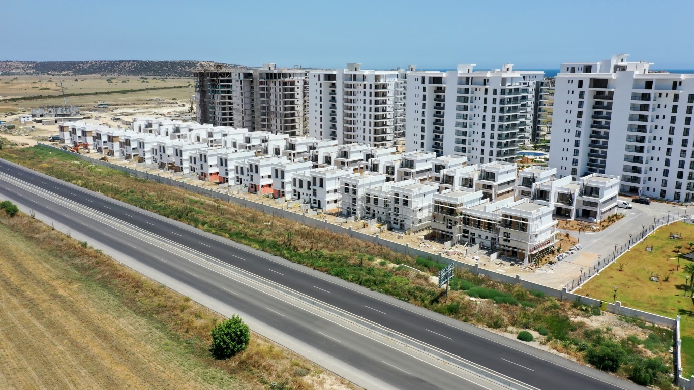 Large-scale complex in Northern Cyprus in Iskele - Umbrella Group - Photo 3