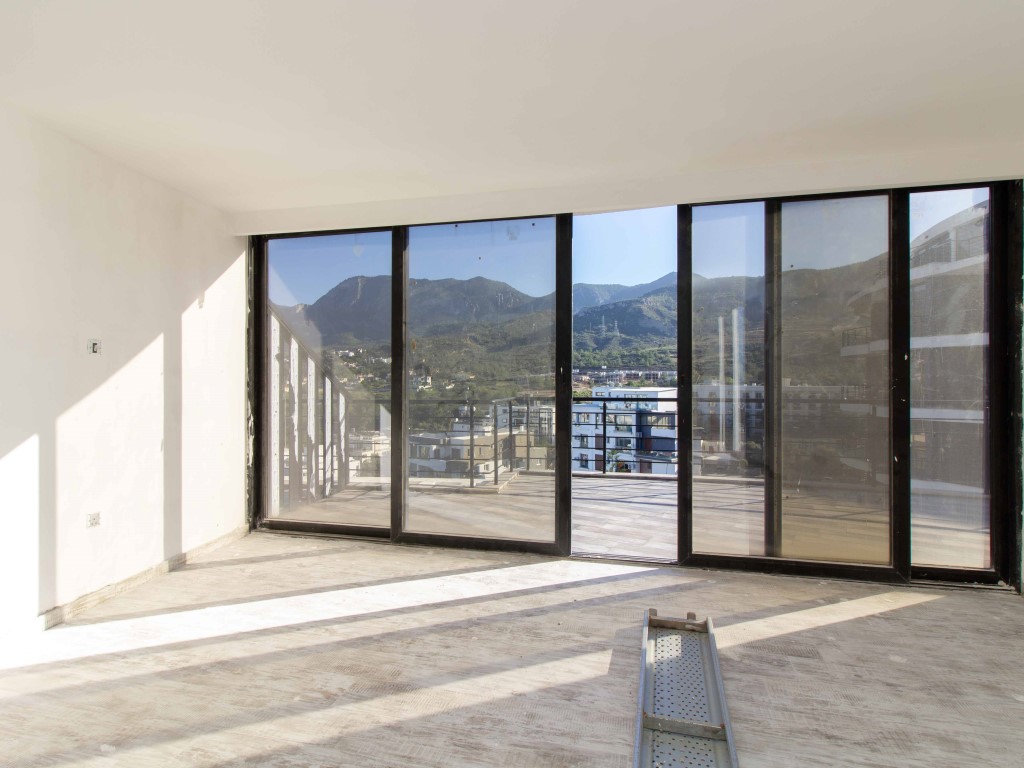 New project in Northern Cyprus, located in the center of the city of Kyrenia, plans 1+1, 2+1, 3+1 and studios - Umbrella Group - Photo 12
