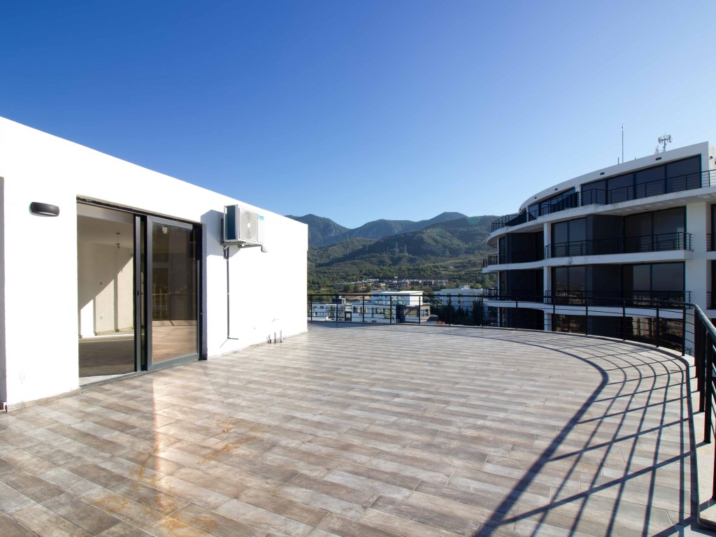 New project in Northern Cyprus, located in the center of the city of Kyrenia, plans 1+1, 2+1, 3+1 and studios - Umbrella Group - Photo 13