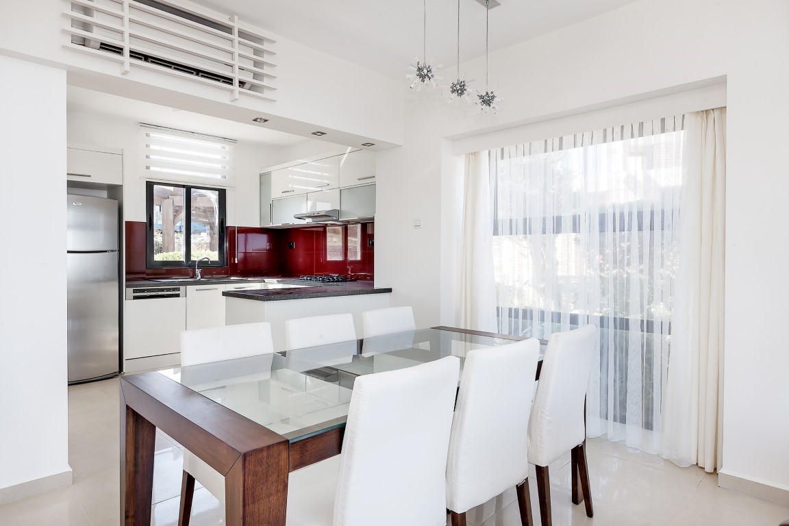 New project of villas in Northern Cyprus, located on the sea, Esentep - Umbrella Group - Photo 15
