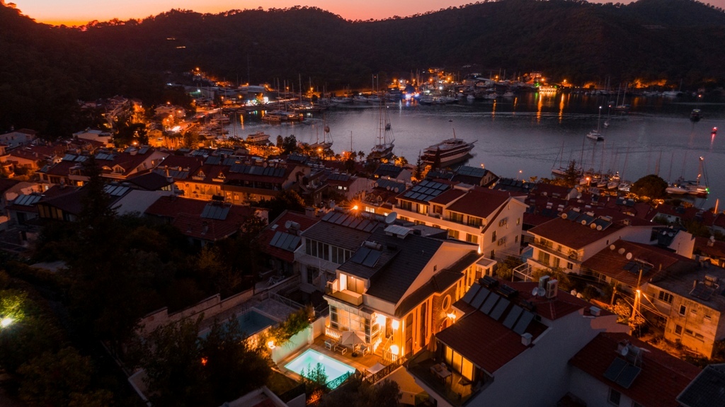 Private Villa 390 m2 with sea view in Fethiye - Umbrella Group - Photo 8