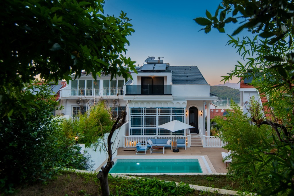 Private Villa 390 m2 with sea view in Fethiye - Umbrella Group - Photo 4