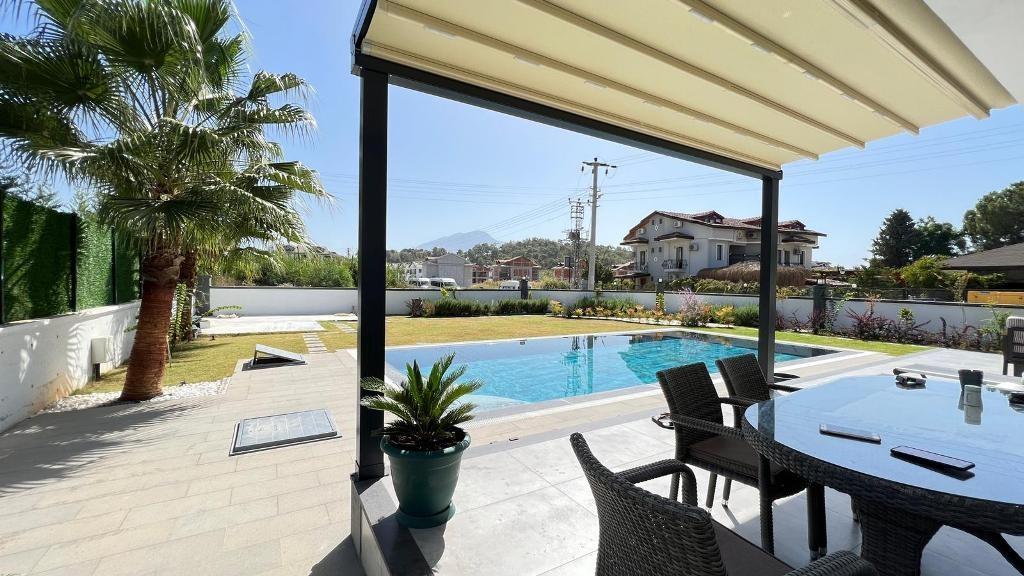 Luxury furnished villa in Fethiye, area 220 m² - Umbrella Group - Photo 8