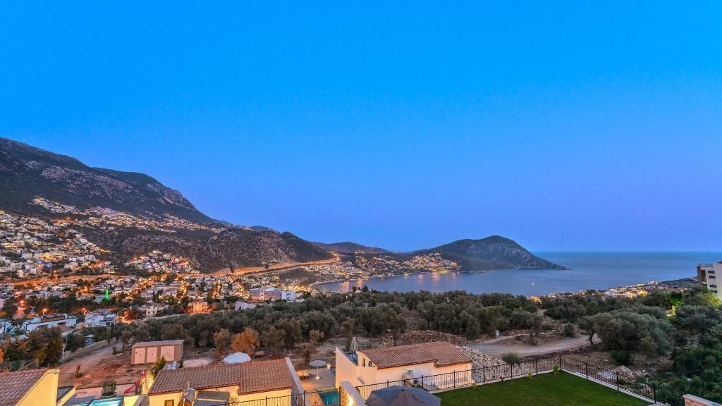 Luxury villa with stunning views of nature in Antalya - Umbrella Group - Photo 15