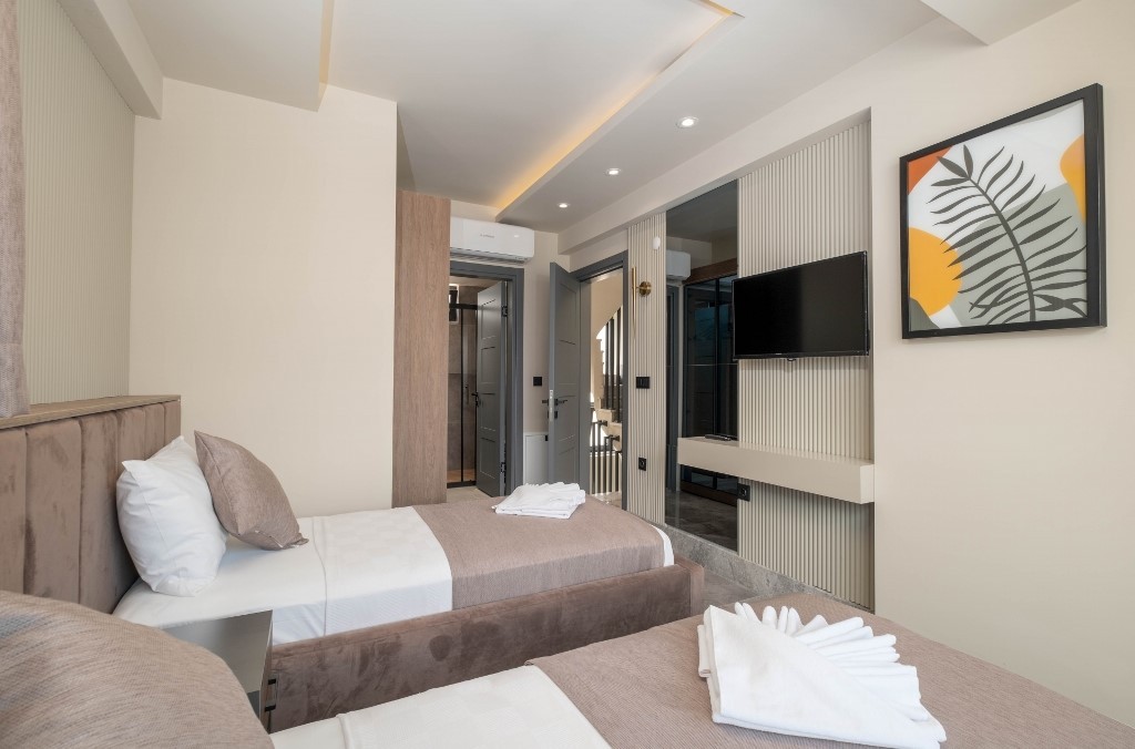 Modern villa with 3+1 apartments, Fethiye - Umbrella Group - Photo 17