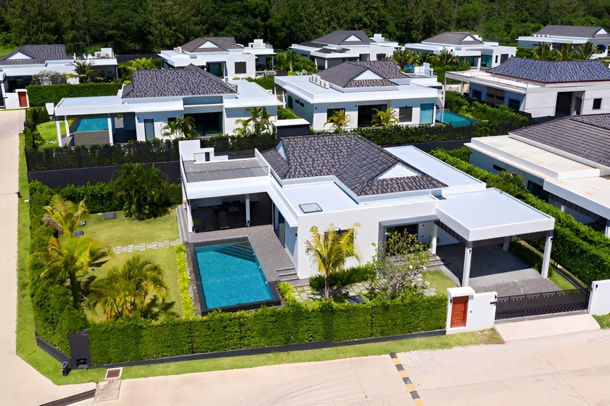 New villa complex with private pool in Thailand - Umbrella Group