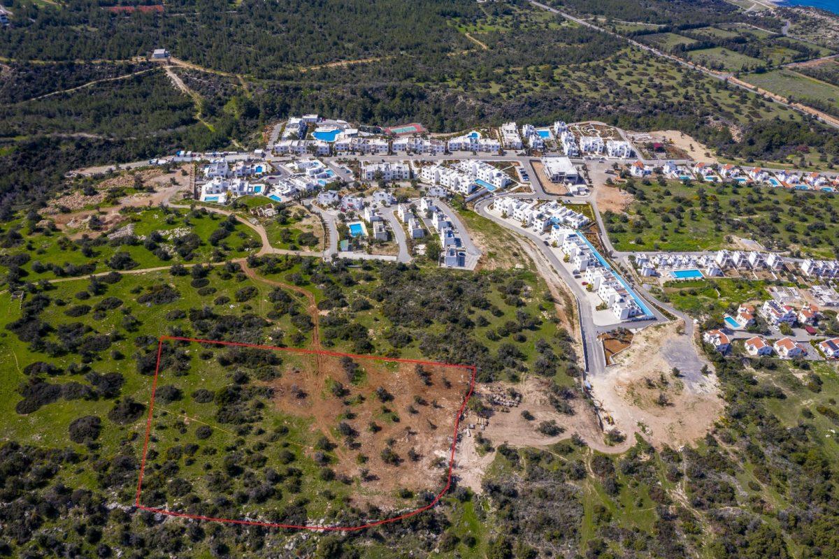 New design of villas and apartments in Northern Cyprus with sea view, Esentepe area - Umbrella Group - Photo 2