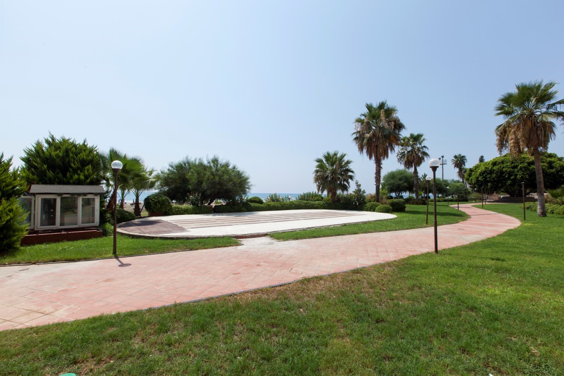 New cozy residential development near the sea in the Erdemley area, with 1+1 and 2+1 apartments - Umbrella Group - Photo 20