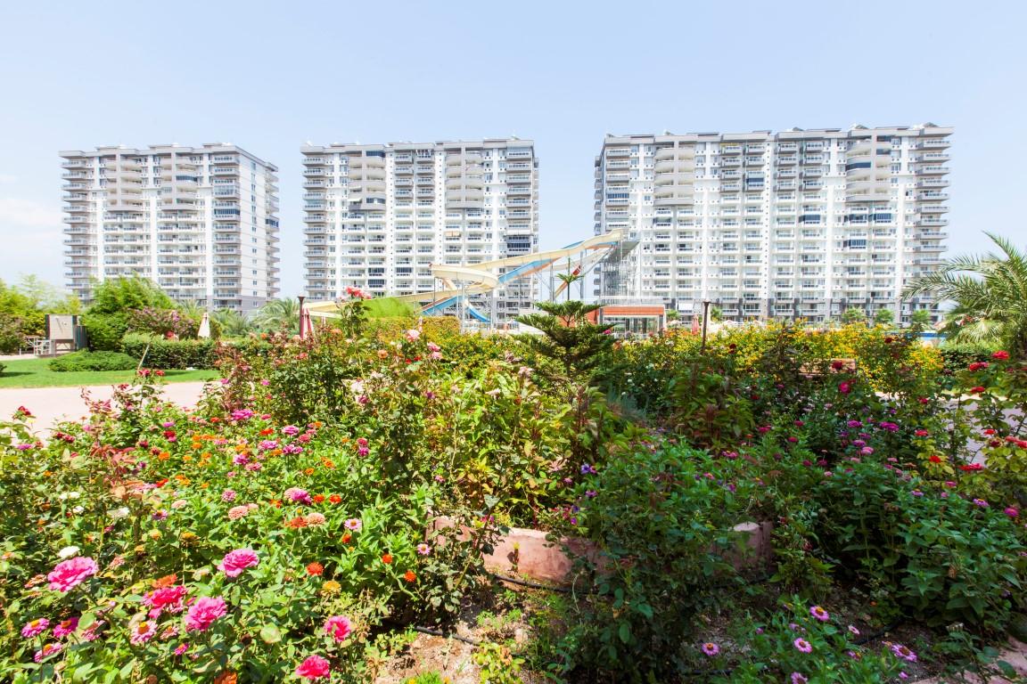 Ready-made residential complex with spacious apartments on the first coastline, Mersin - Umbrella Group - Photo 4