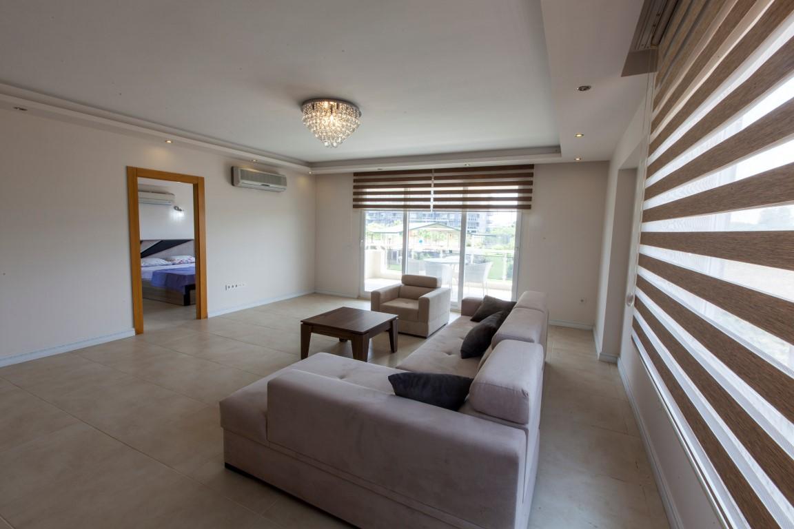 Ready-made residential complex with spacious apartments on the first coastline, Mersin - Umbrella Group - Photo 20