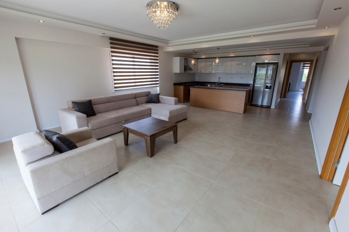 Ready-made residential complex with spacious apartments on the first coastline, Mersin - Umbrella Group - Photo 21